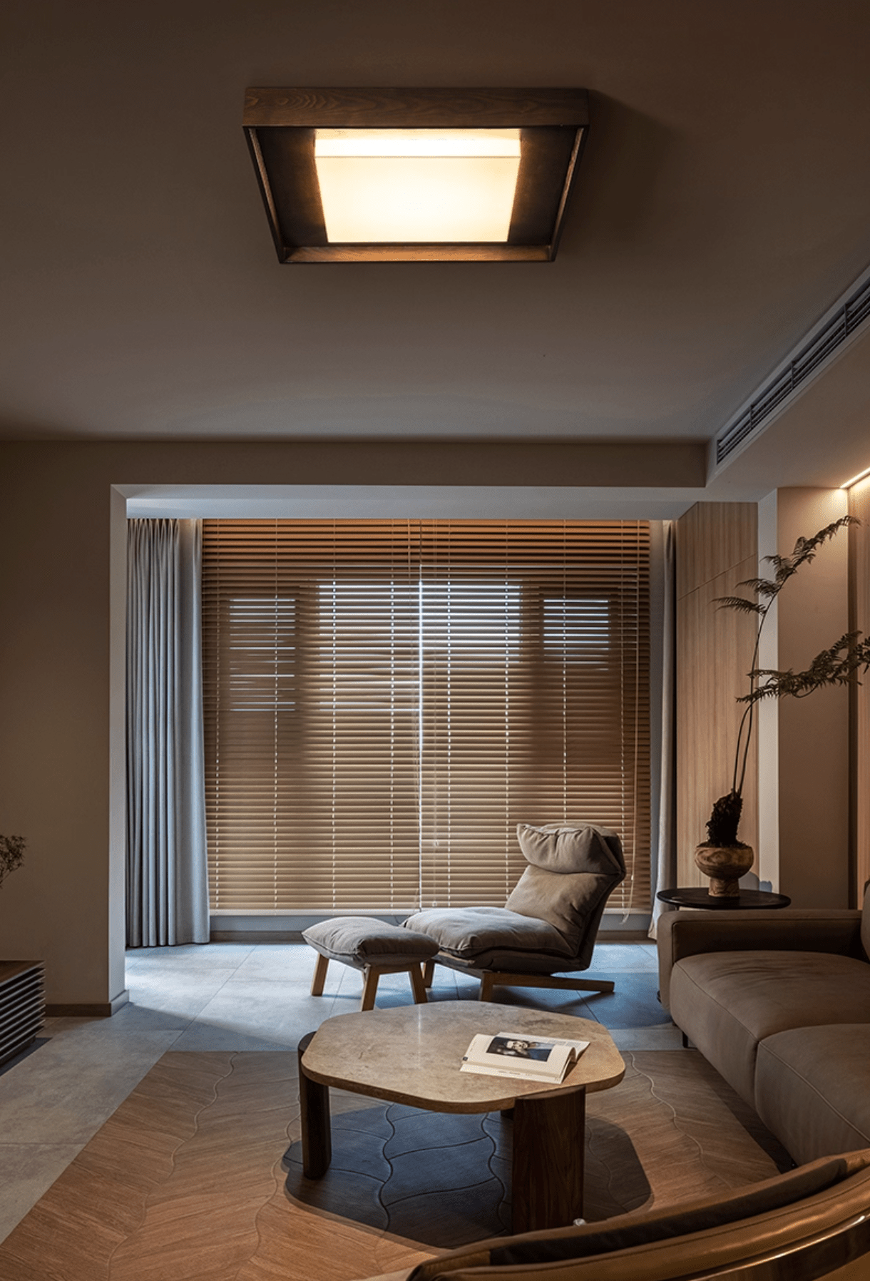 Kurin Wood Frame Ceiling Light detail view 20