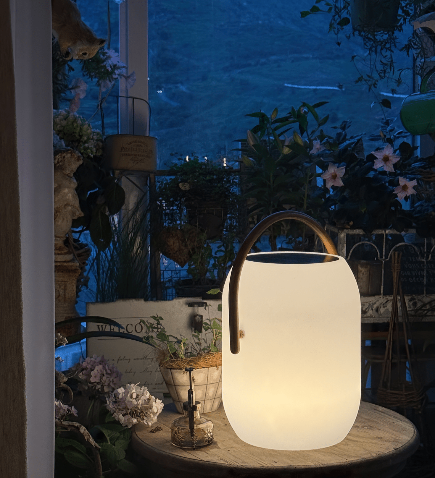 Noria Solar Exterior Lantern Lamp, Outdoor Wall Light, detail 3