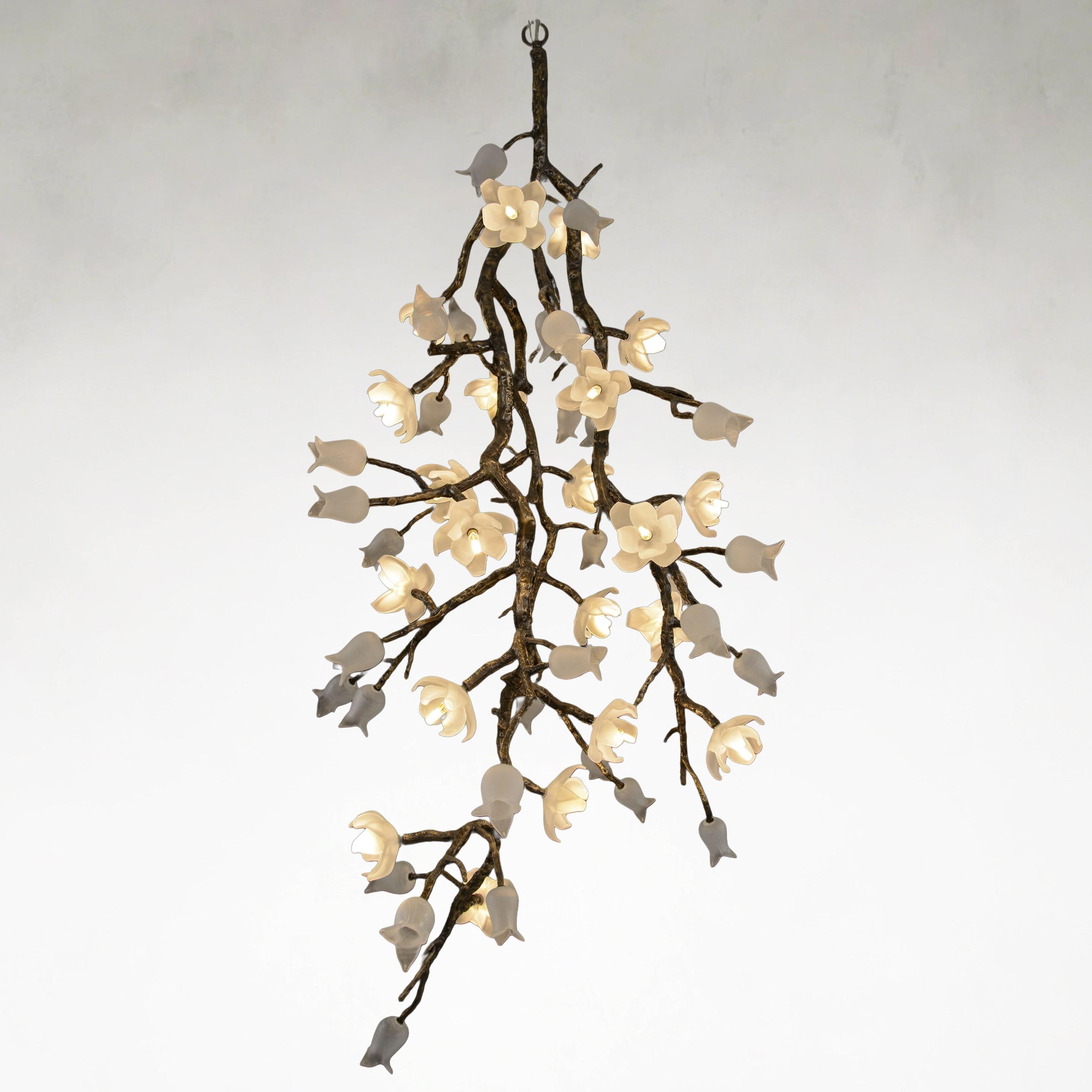 Churippu 21-Light Light Bronze Chandelier Ceiling Fi x ture