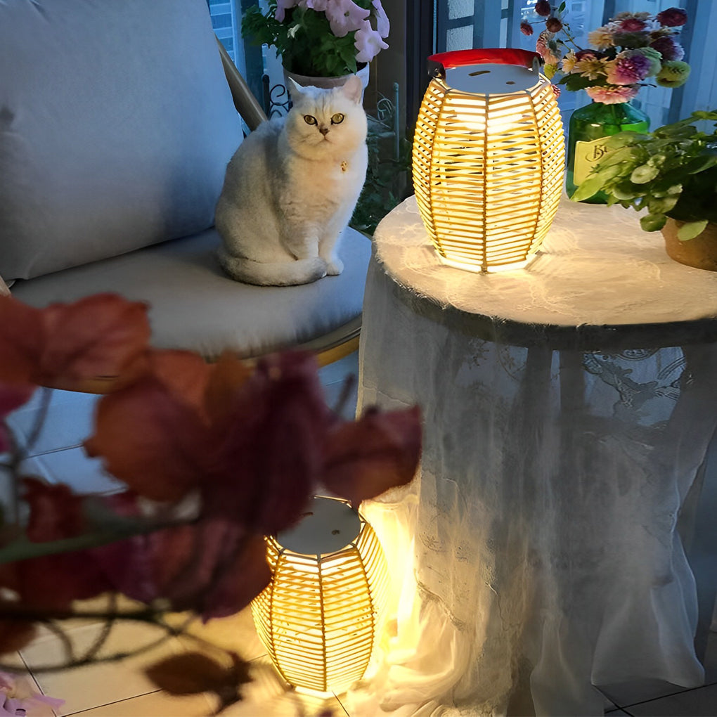 Portable Rattan Lantern Waterproof LED Solar Floor Lamp