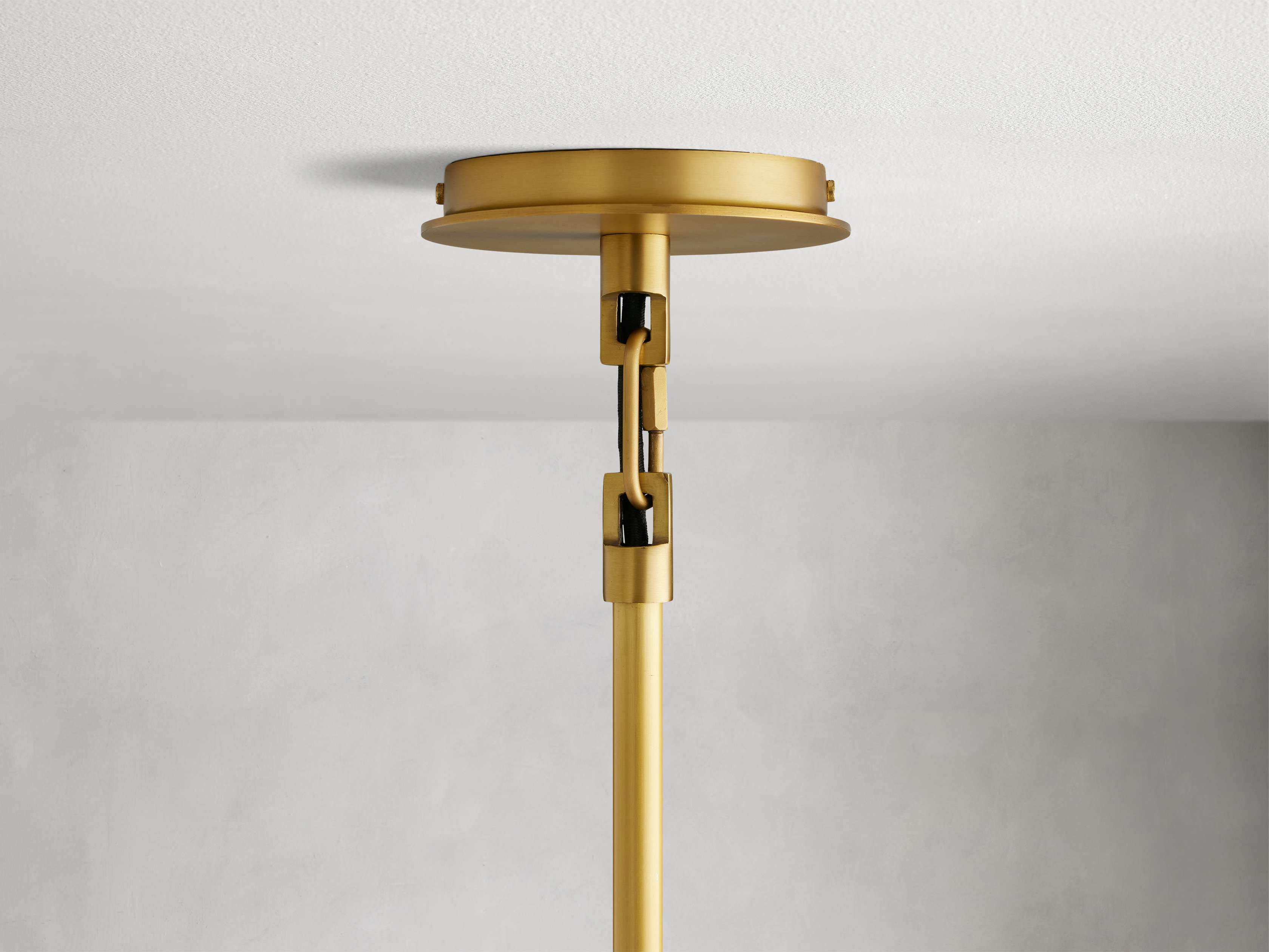 Linden Pendant
