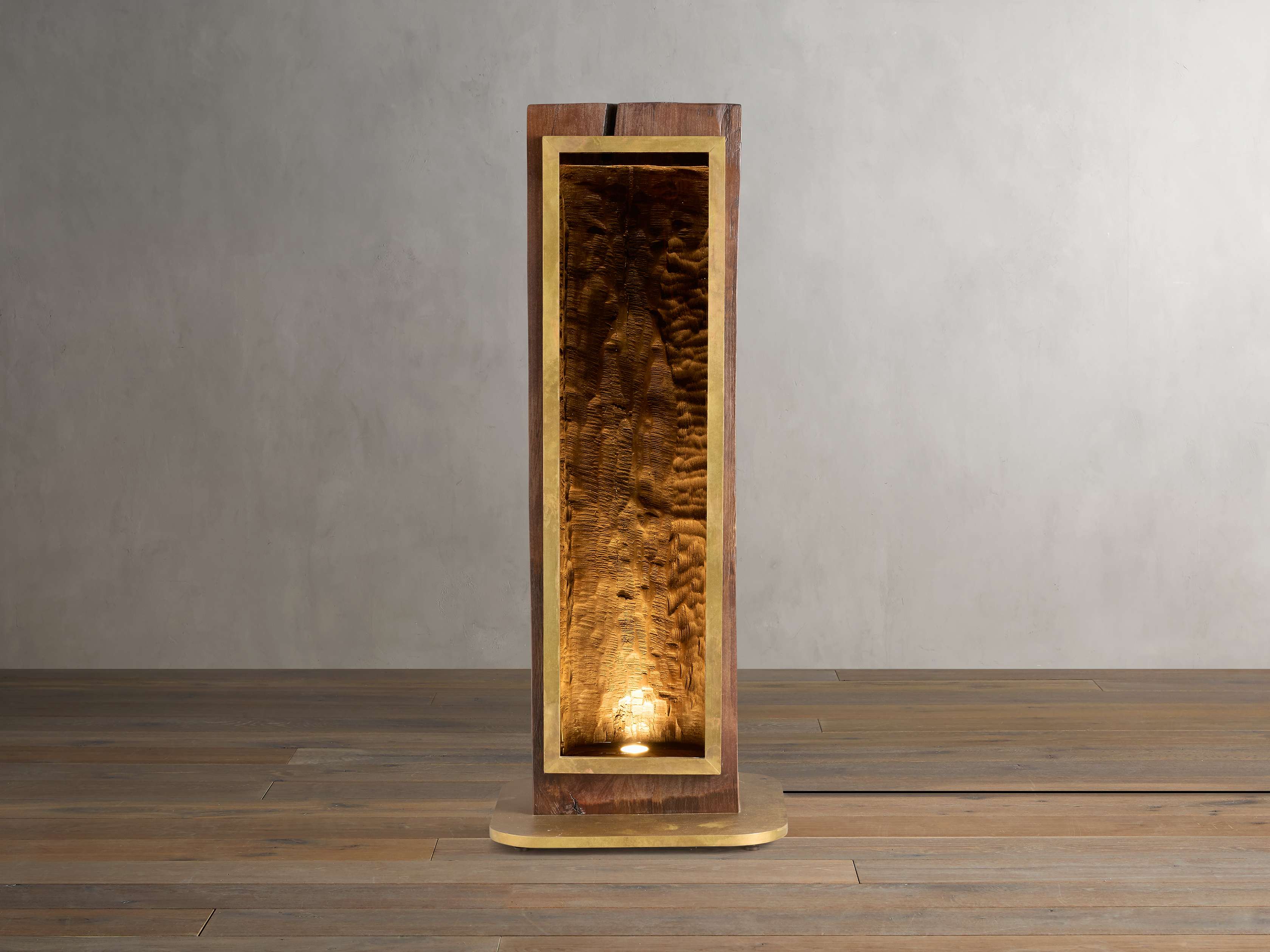 Vigas Floor Lamp