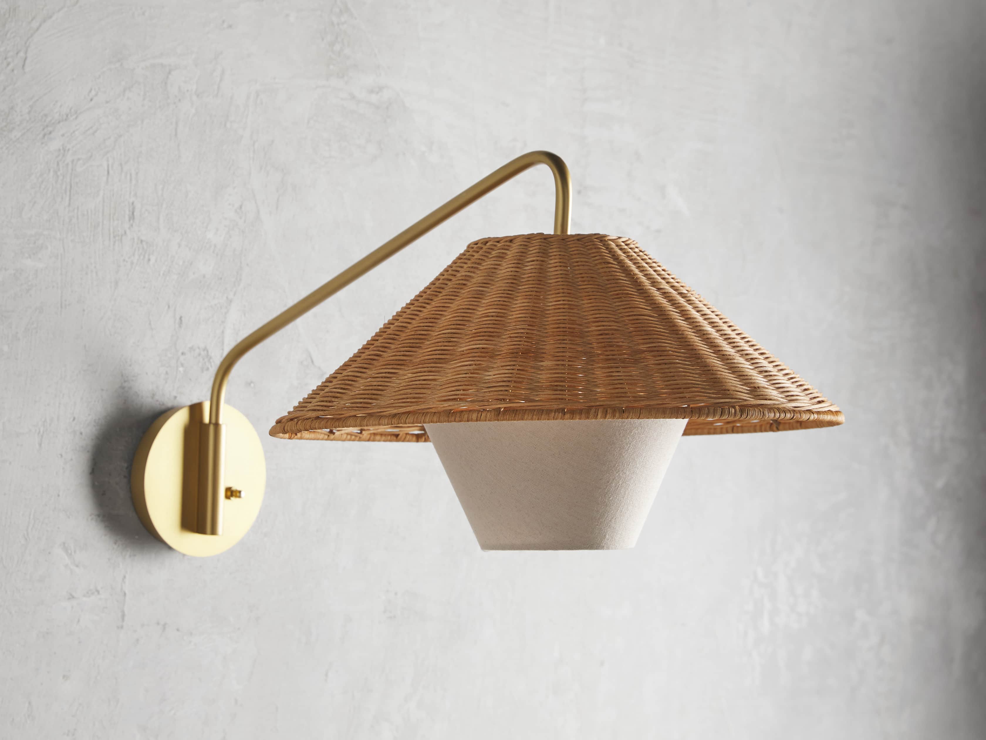 Farrah Sconce