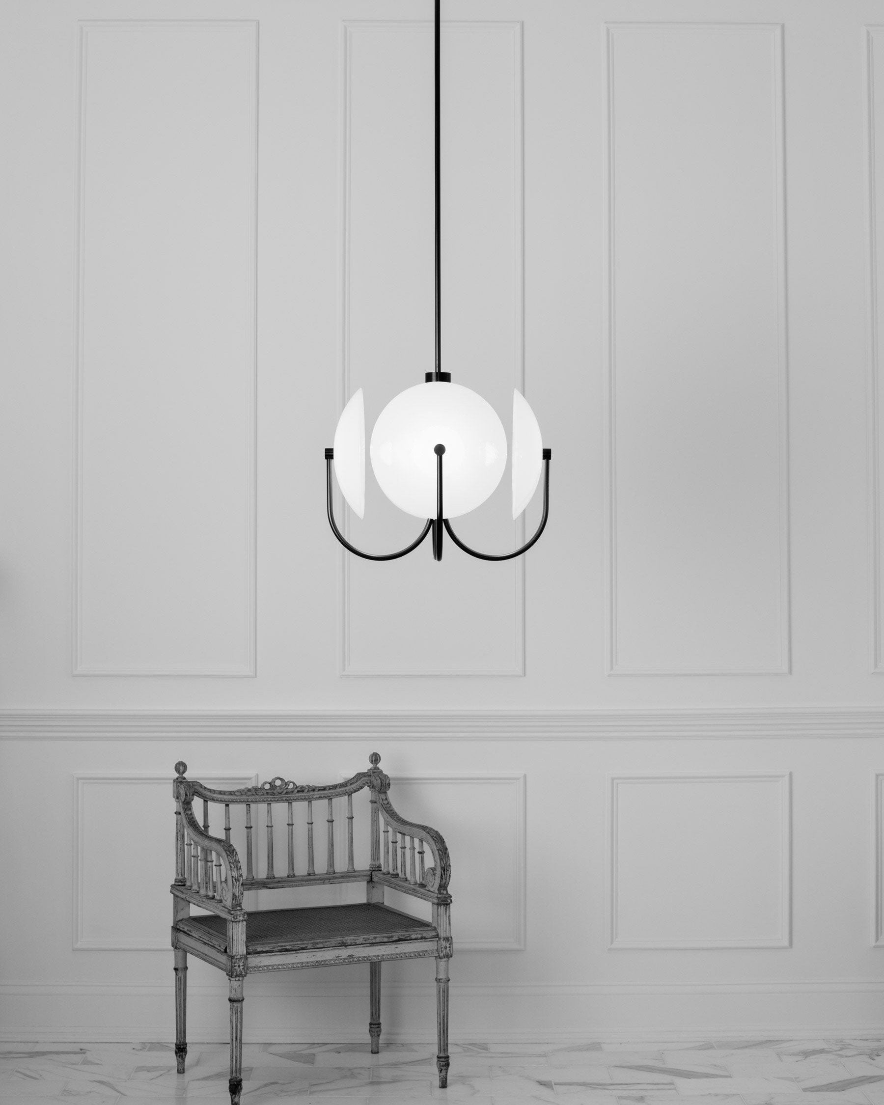 Aperture Art Pendant Lamp 16.5