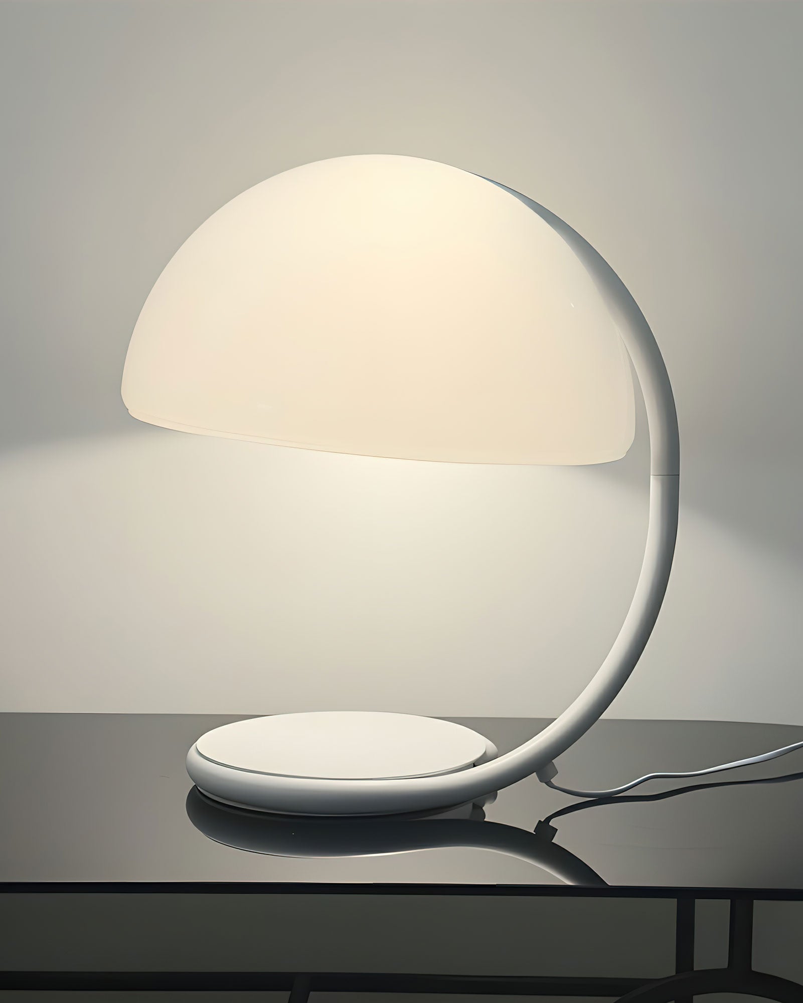 Arc Glow Table Lamp 17.7
