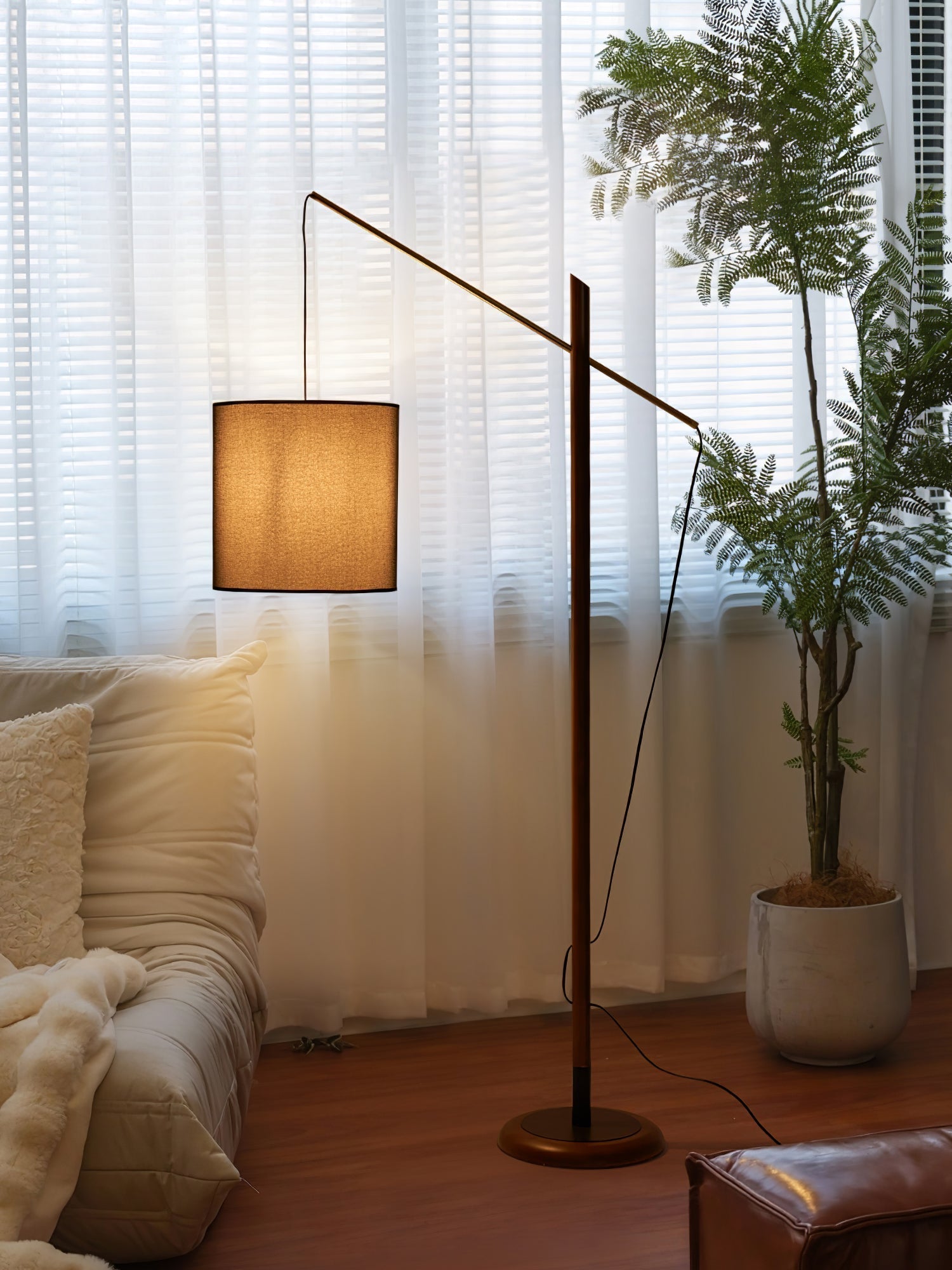 Archer Floor Lamp detail view 7