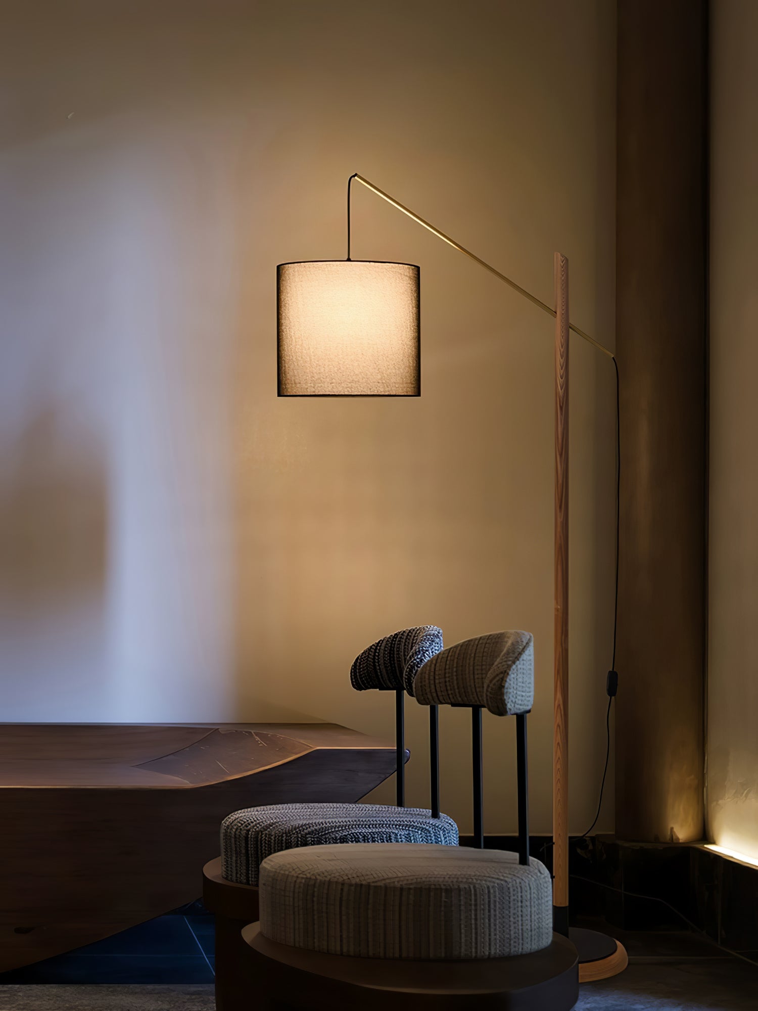 Archer Floor Lamp detail view 8