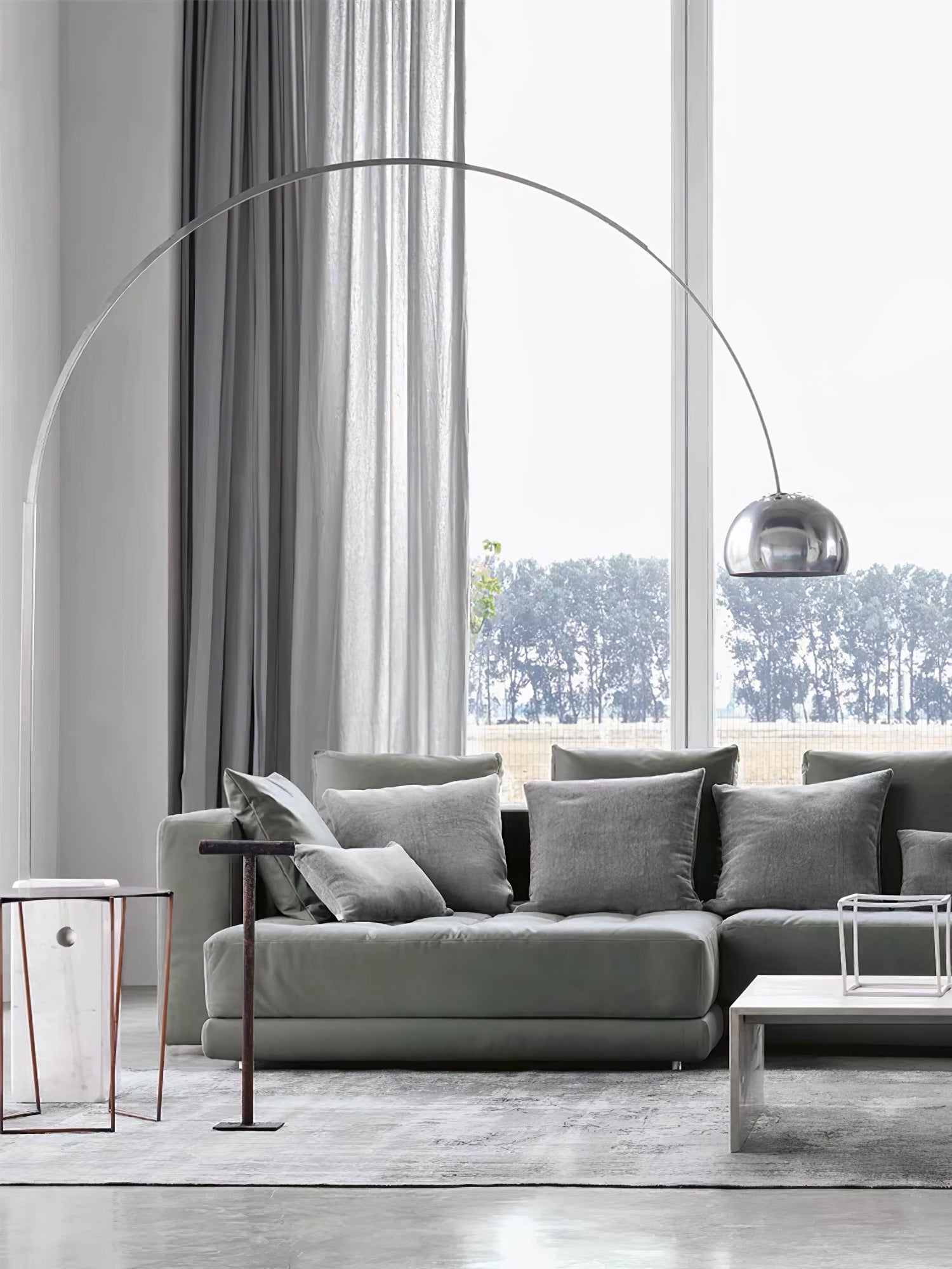 Arcadia Lu x e Floor Lamp