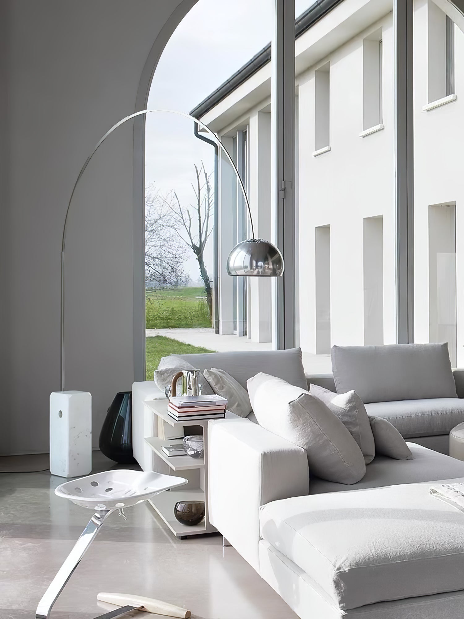 Arcadia Lu x e Floor Lamp