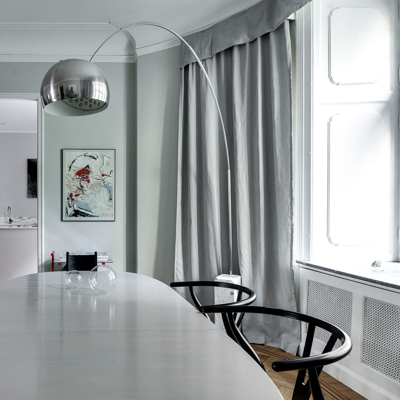 Arcadia Lu x e Floor Lamp