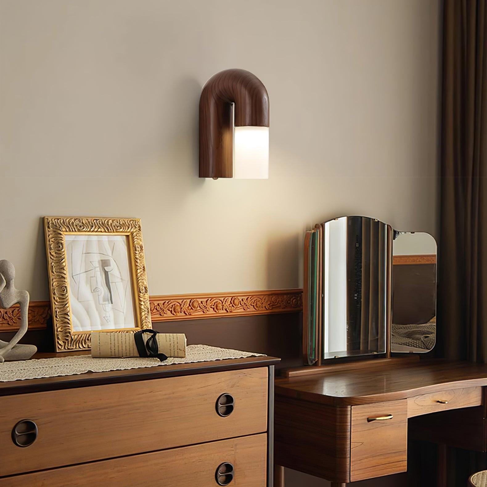 Arcus Wood Wall Lamp 7.1