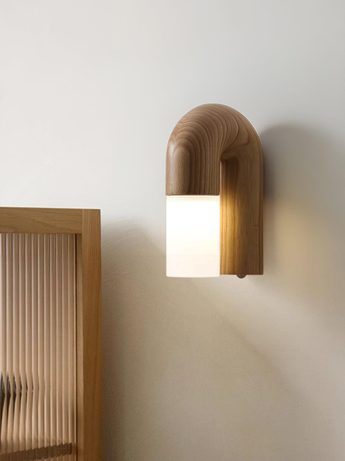 Arcus Wood Wall Lamp 7.1