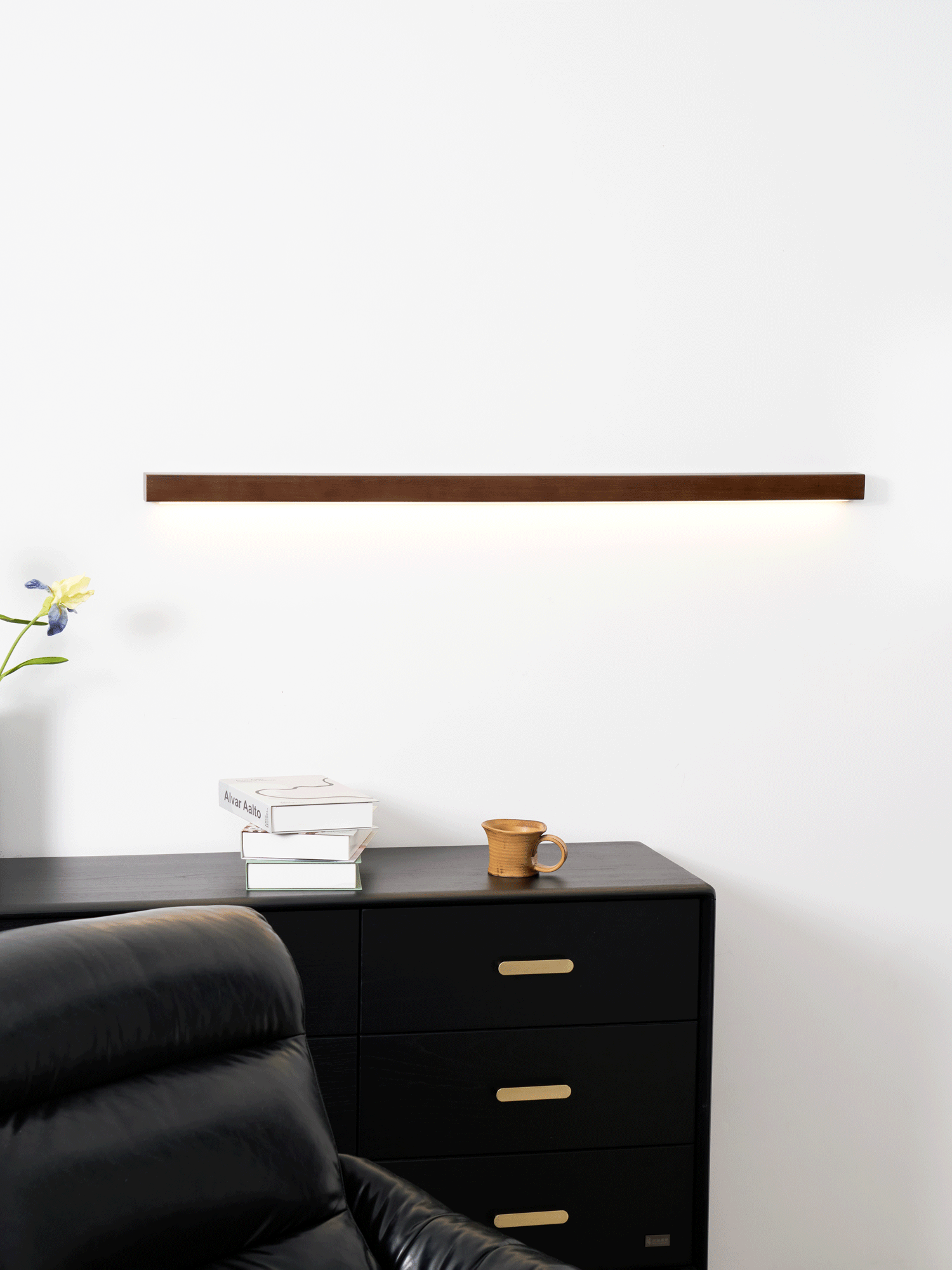 Arlo Linear Wood Wall Light, Hardwired Wall Sconce, detail 25
