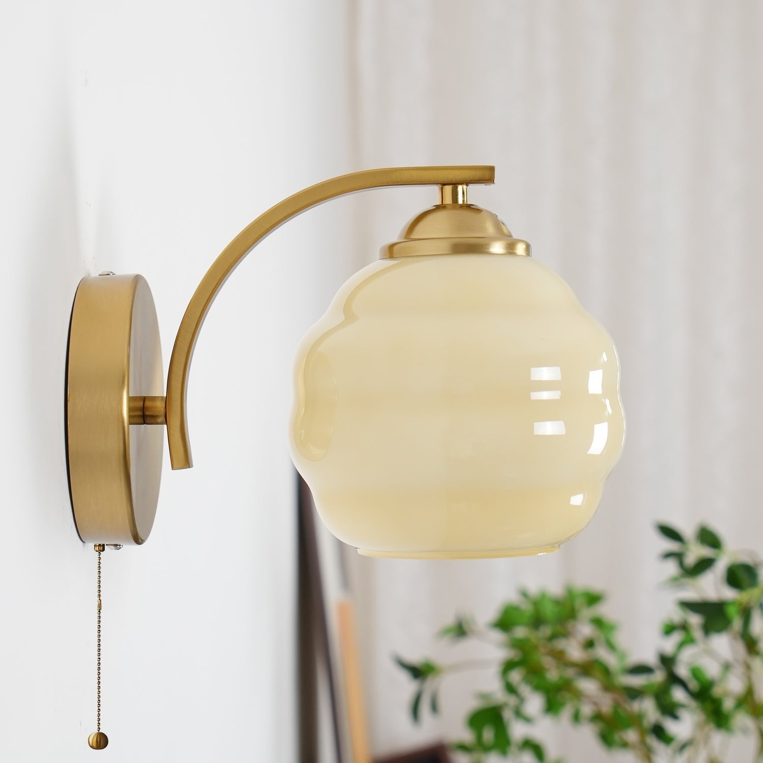 Gatsby Wall Light - ∅ 5.9″ x H 6.3″ Iron, Hardwired Wall Sconce, detail 10