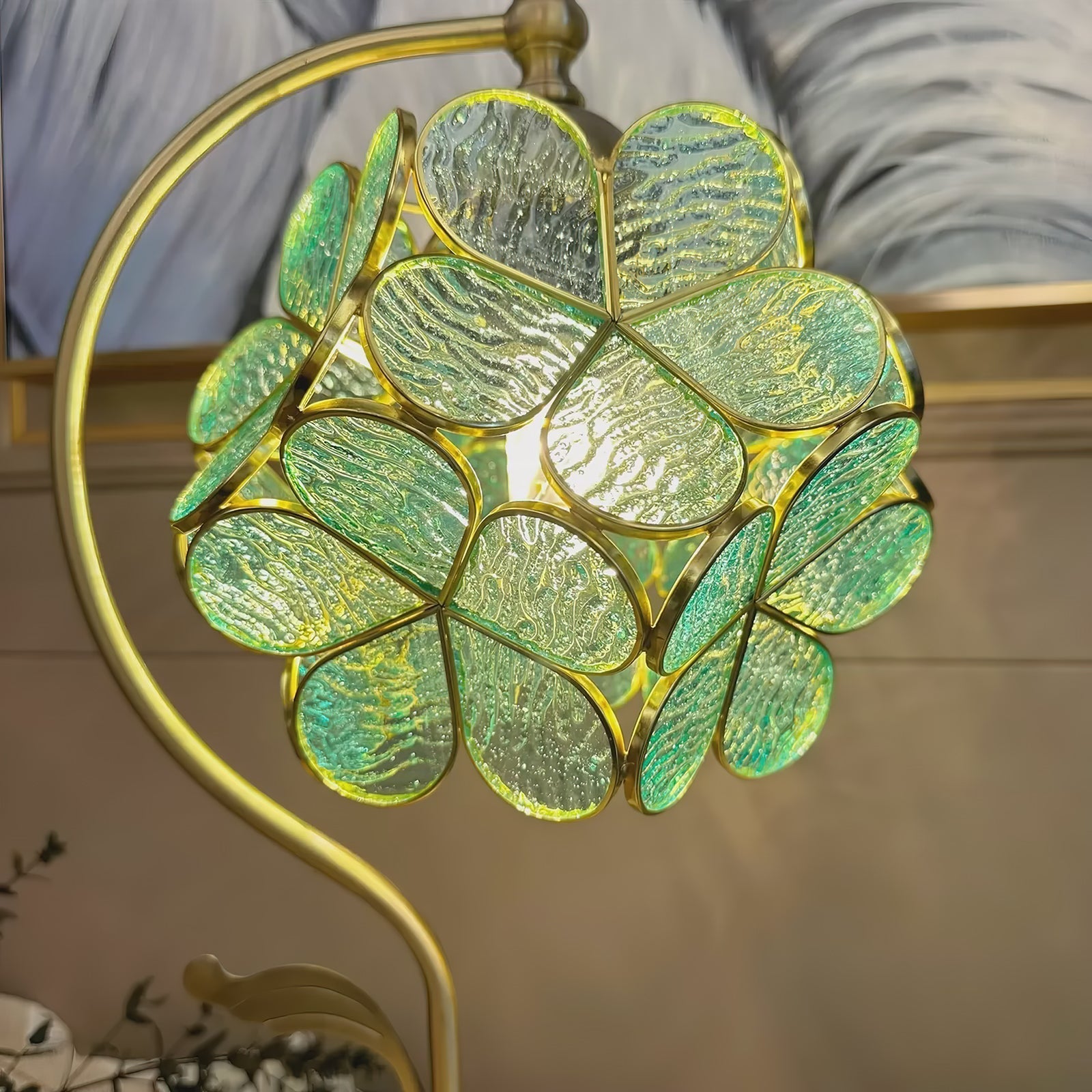 Aurelia Leaf Table Light, Bedside Table Lamp, detail 6