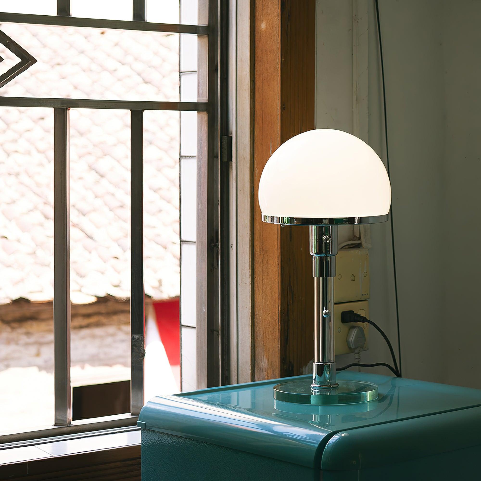 Bauhaus Table Lamp 7.9