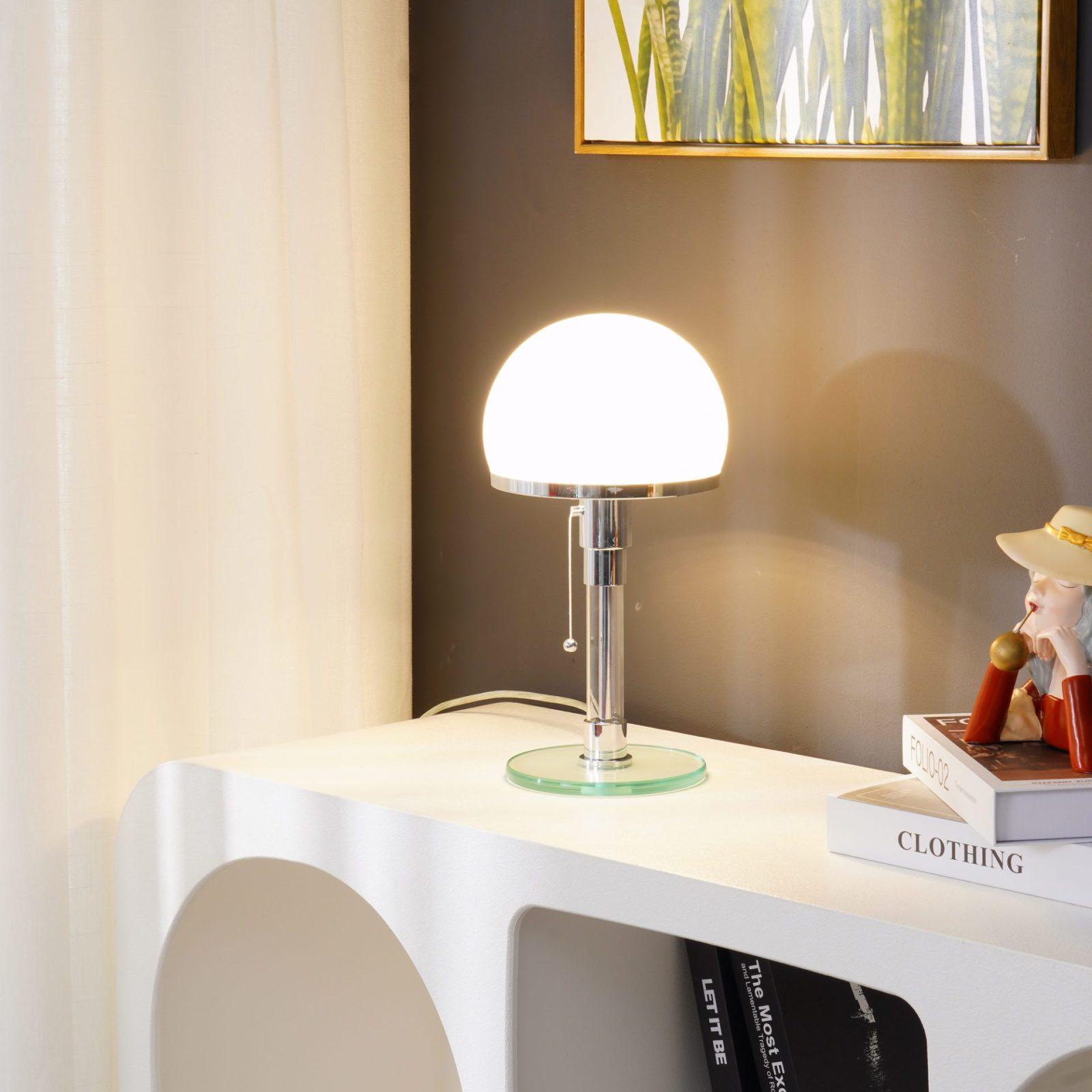 Bauhaus Table Lamp 7.9