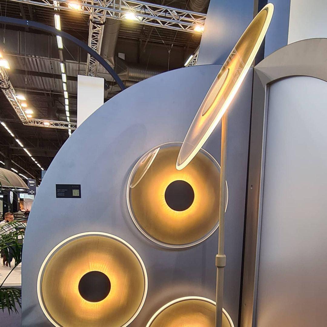 Lu x ora Floor Lamp