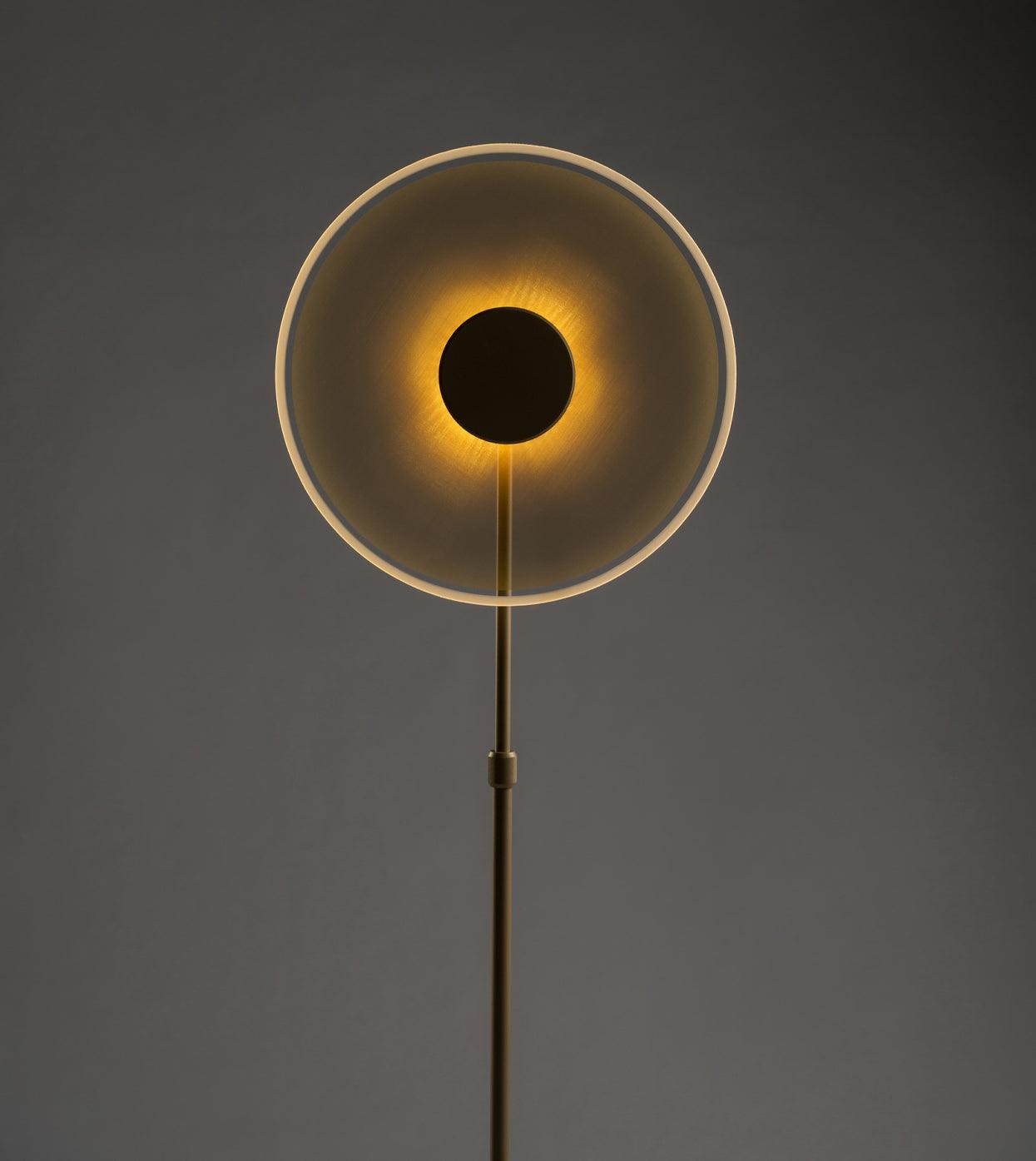 Lu x ora Floor Lamp