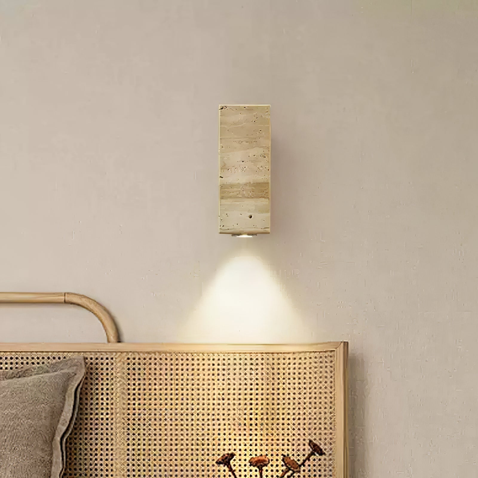 Blend Wall Light, Hardwired Wall Sconce, detail 4