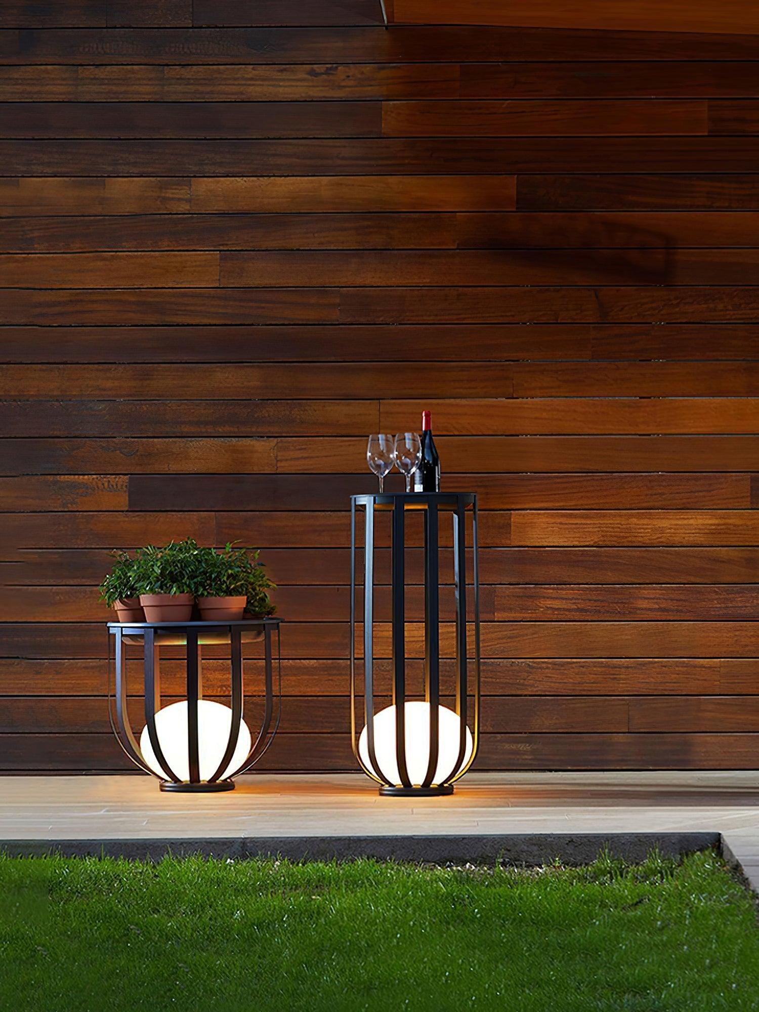 Bols Garden Solar Outdoor Floor Lamp detail view 24
