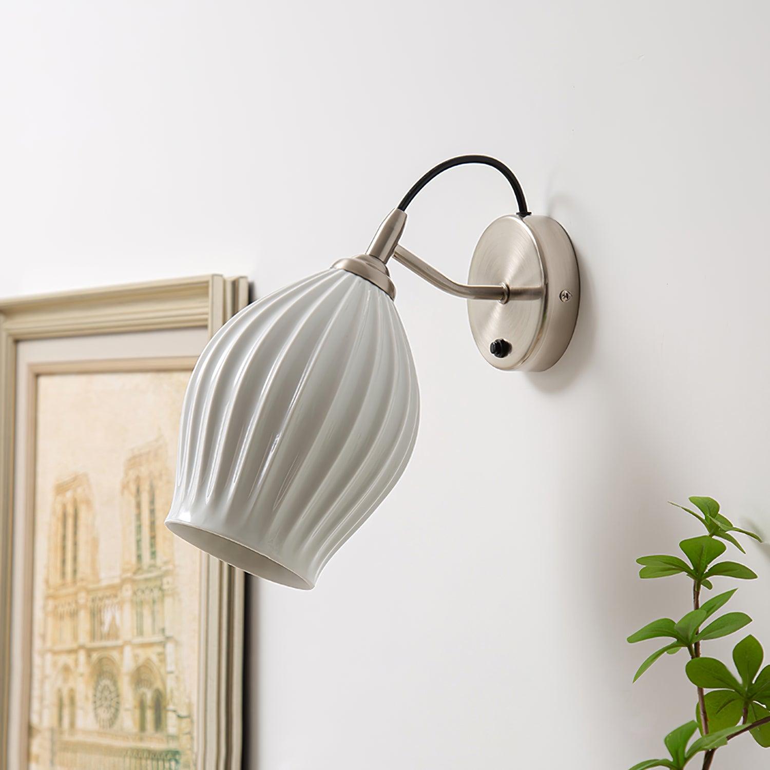 Ceramic Ribbed Wall Light 5.3