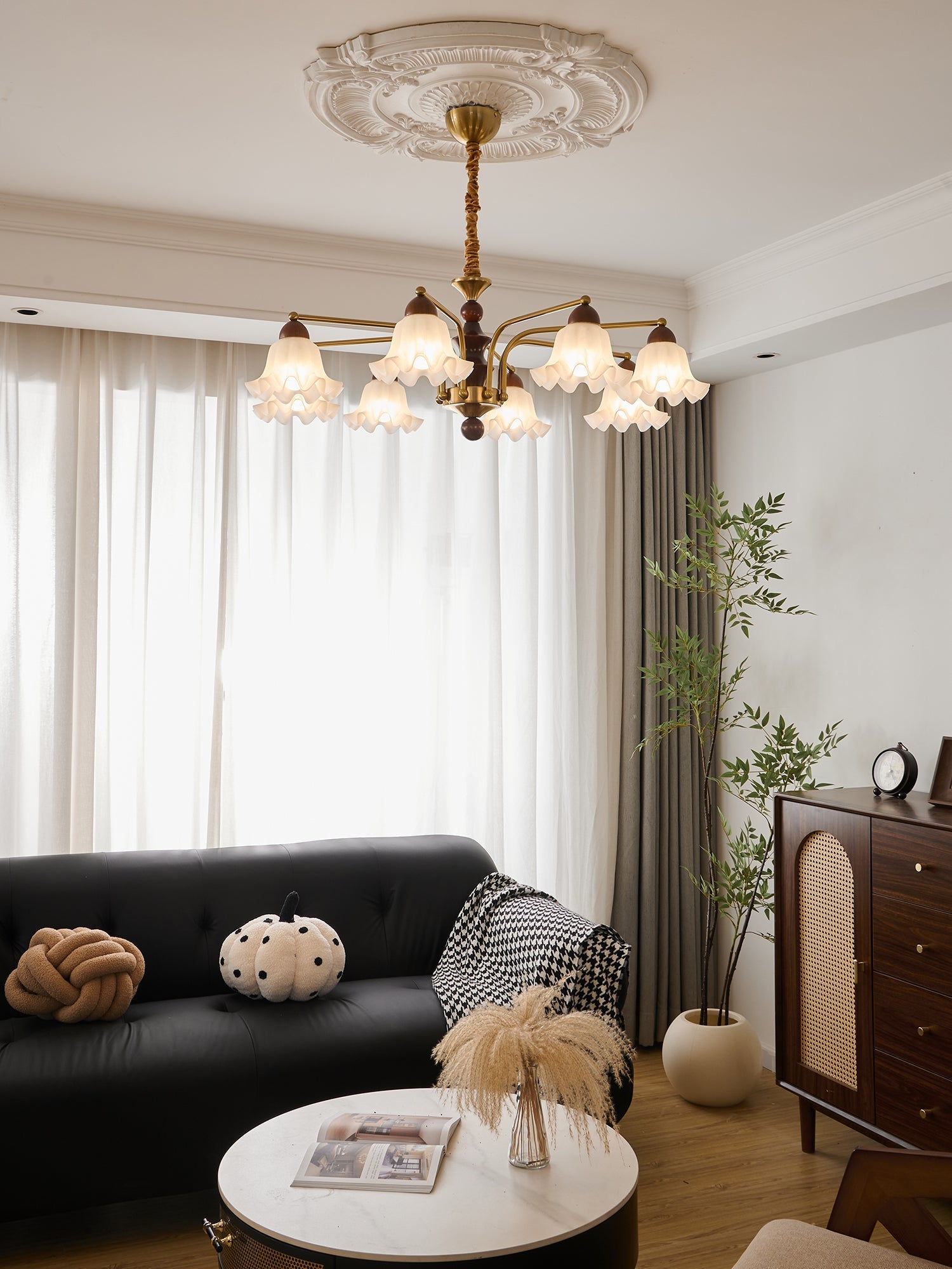 Dioris Chandelier