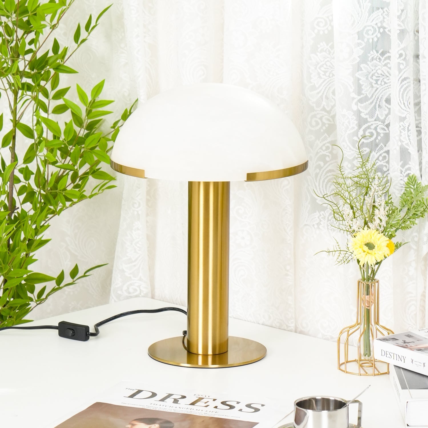 Elegance Alabaster Portable Lamp Table Lamp