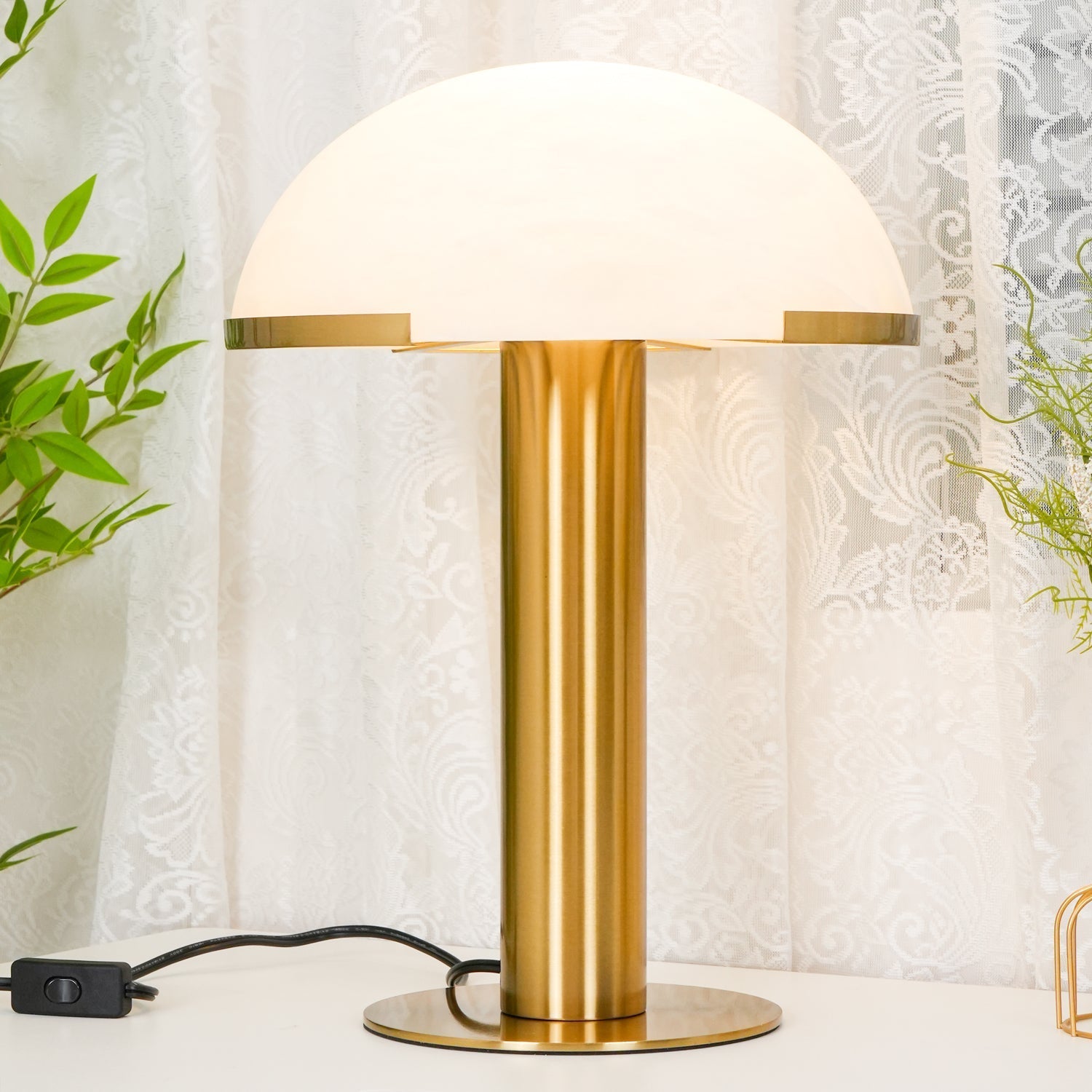 Elegance Alabaster Portable Lamp Table Lamp