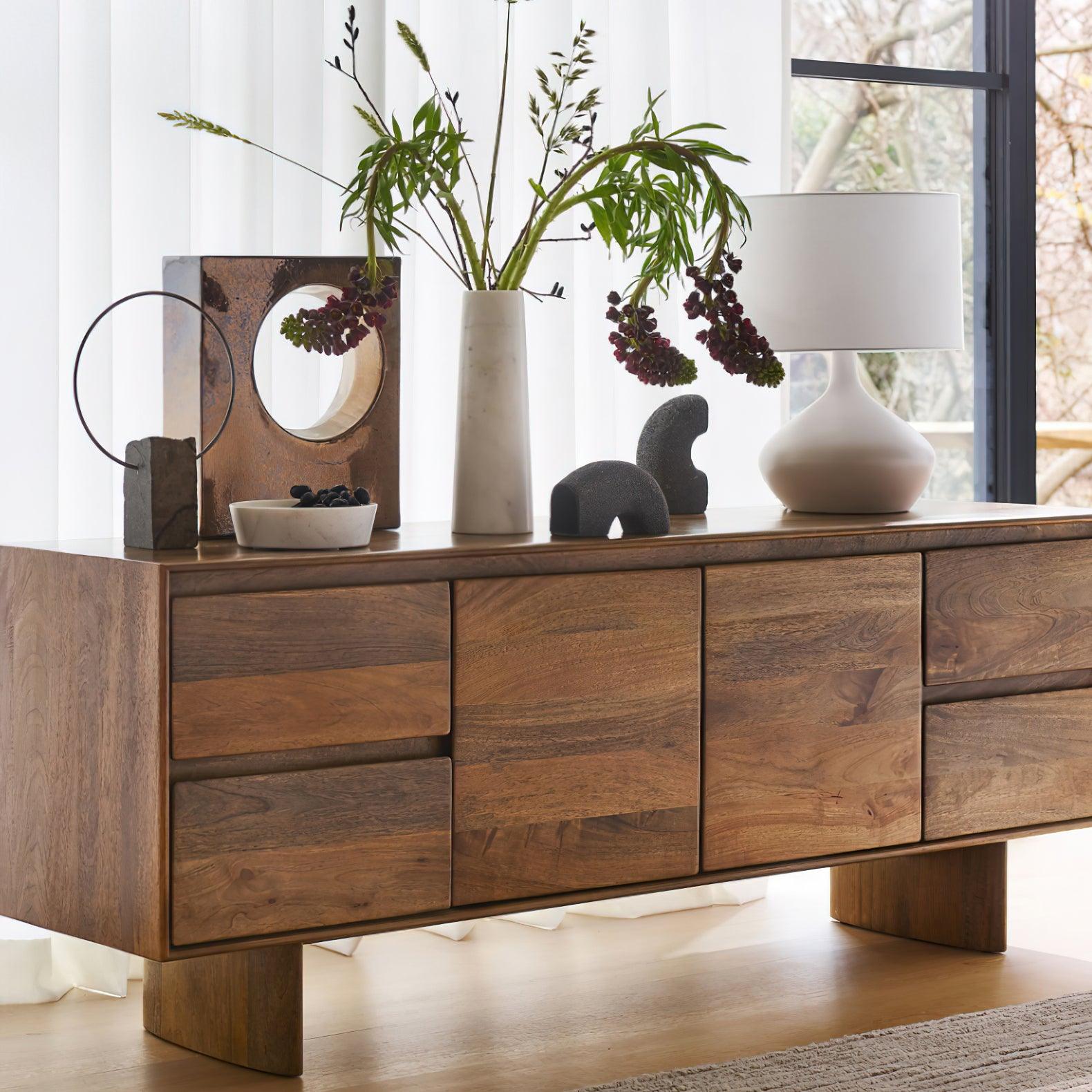 Ember Vase Table Lamp