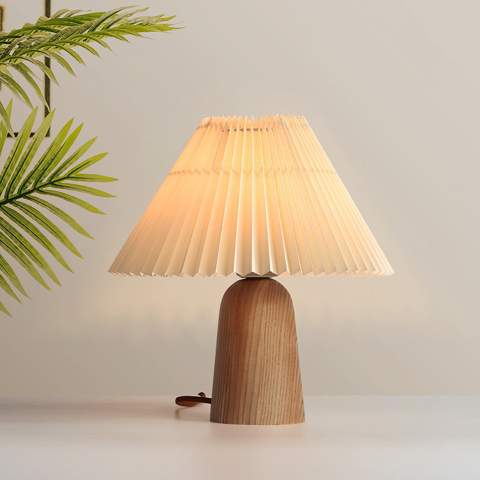 Facet Accent Lamp Table Lamp