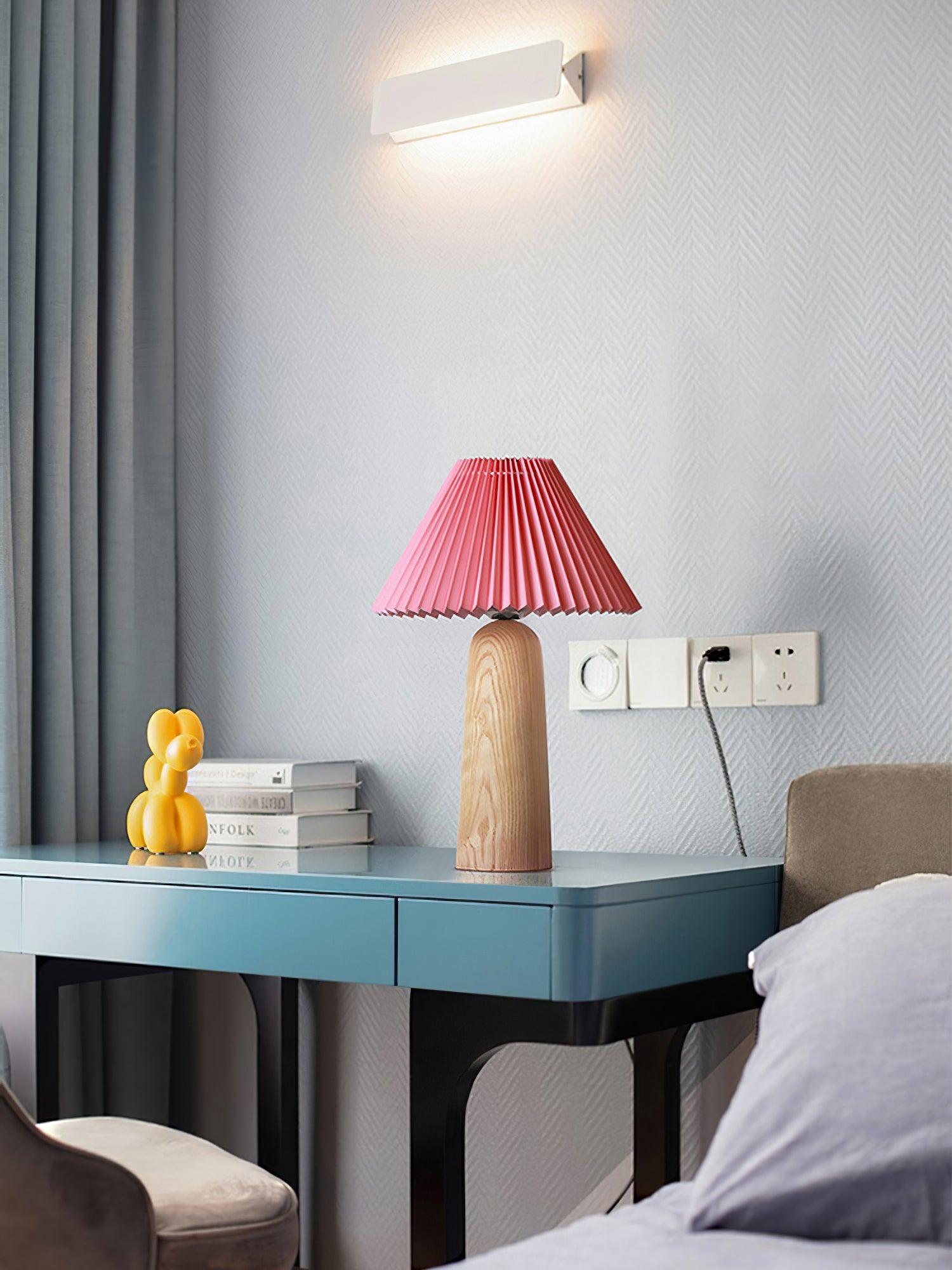 Facet Accent Lamp Table Lamp