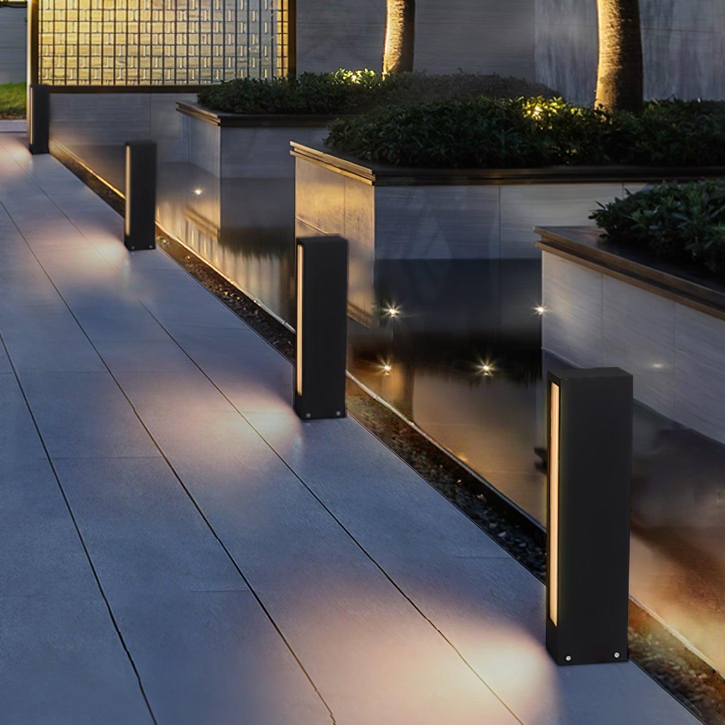 Faro Outdoor Post Floor Lamp