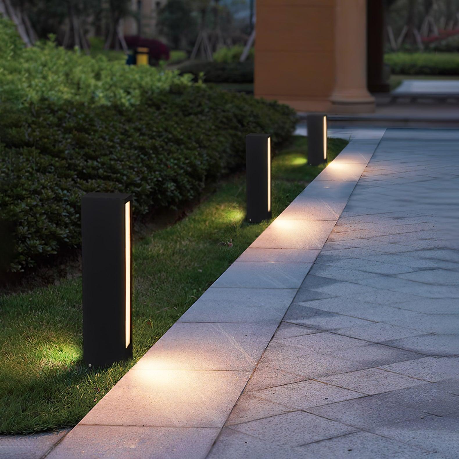 Faro Outdoor Post Floor Lamp