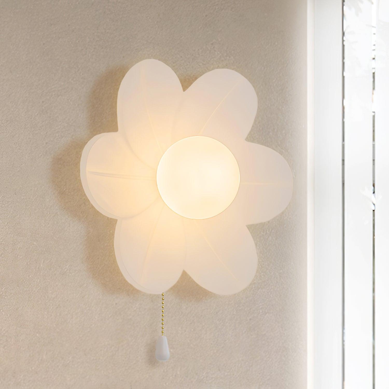 Flowers Wall-Mounted Lamp