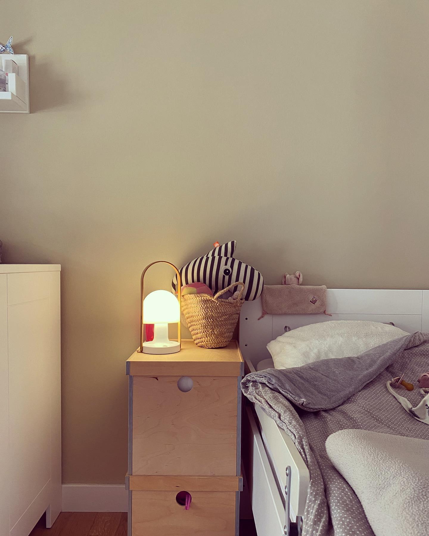 Portable Glass Charging Table Light, Bedside Table Lamp, detail 40