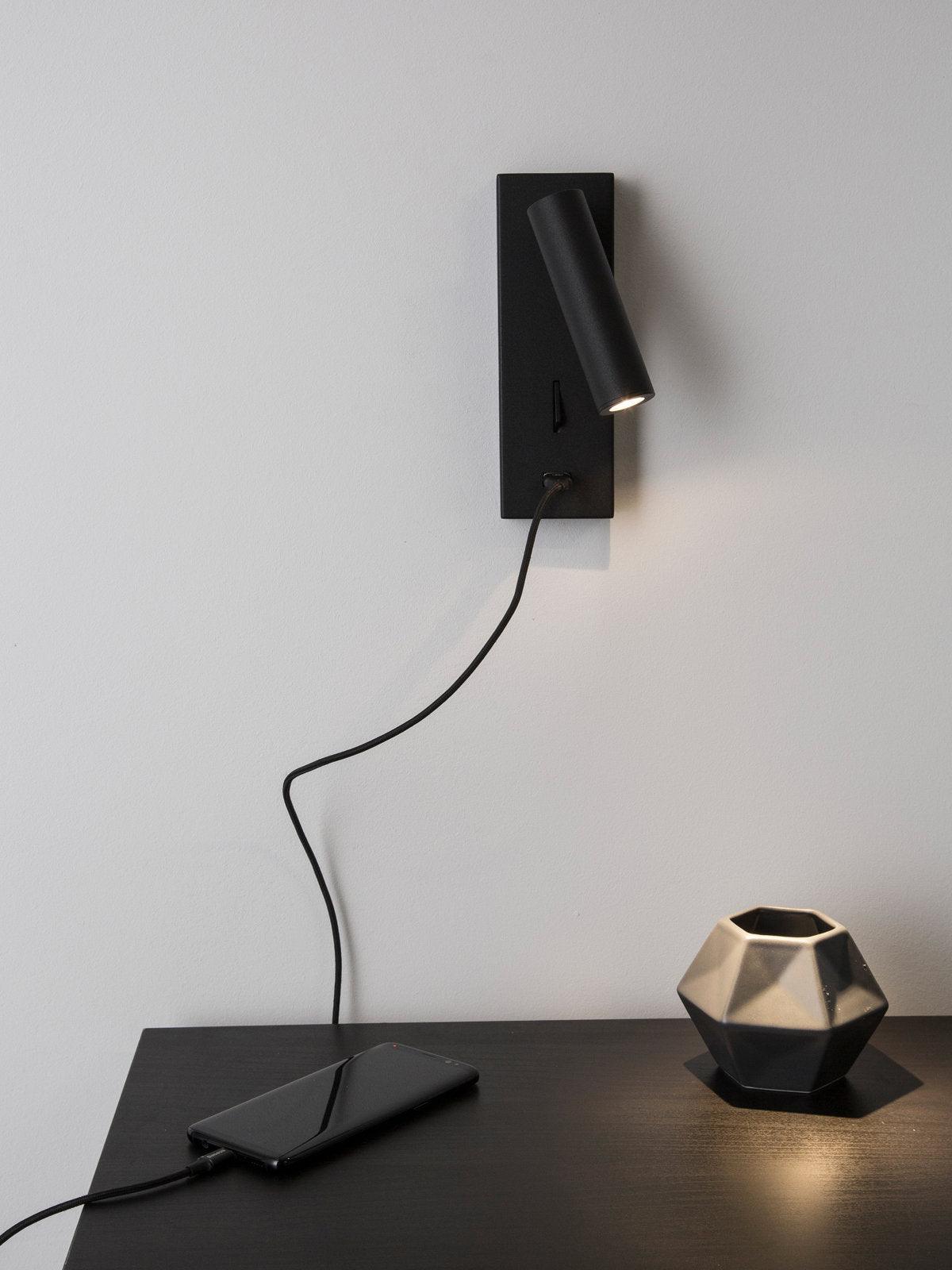 Black Bedside USB Wall Light - Dia 7.8cm x H 18.3cm Aluminum alloy, Bedroom Wall Sconce, detail 20
