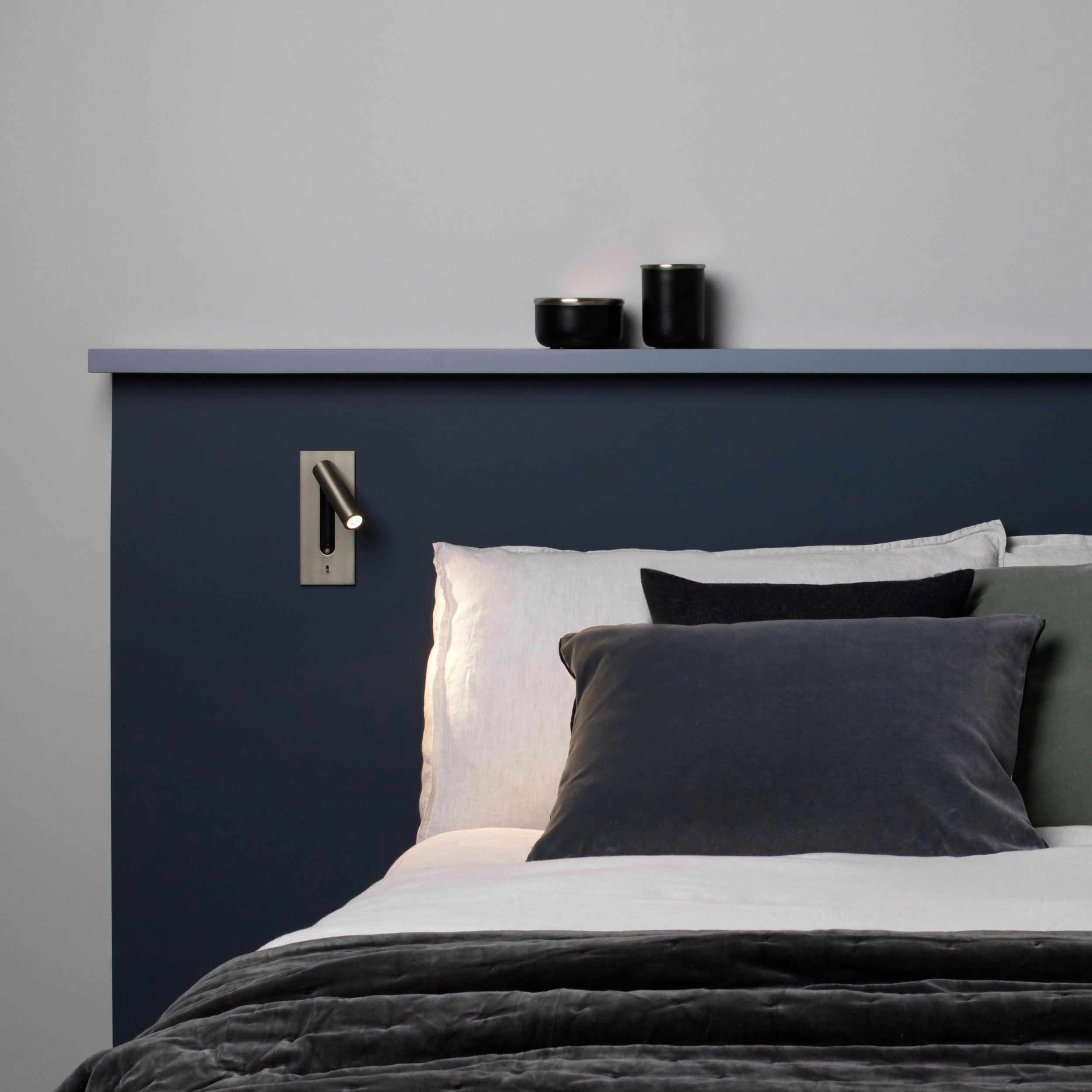 Folded Back Bedside Lamp Bracket Wall Lamp detail view 3