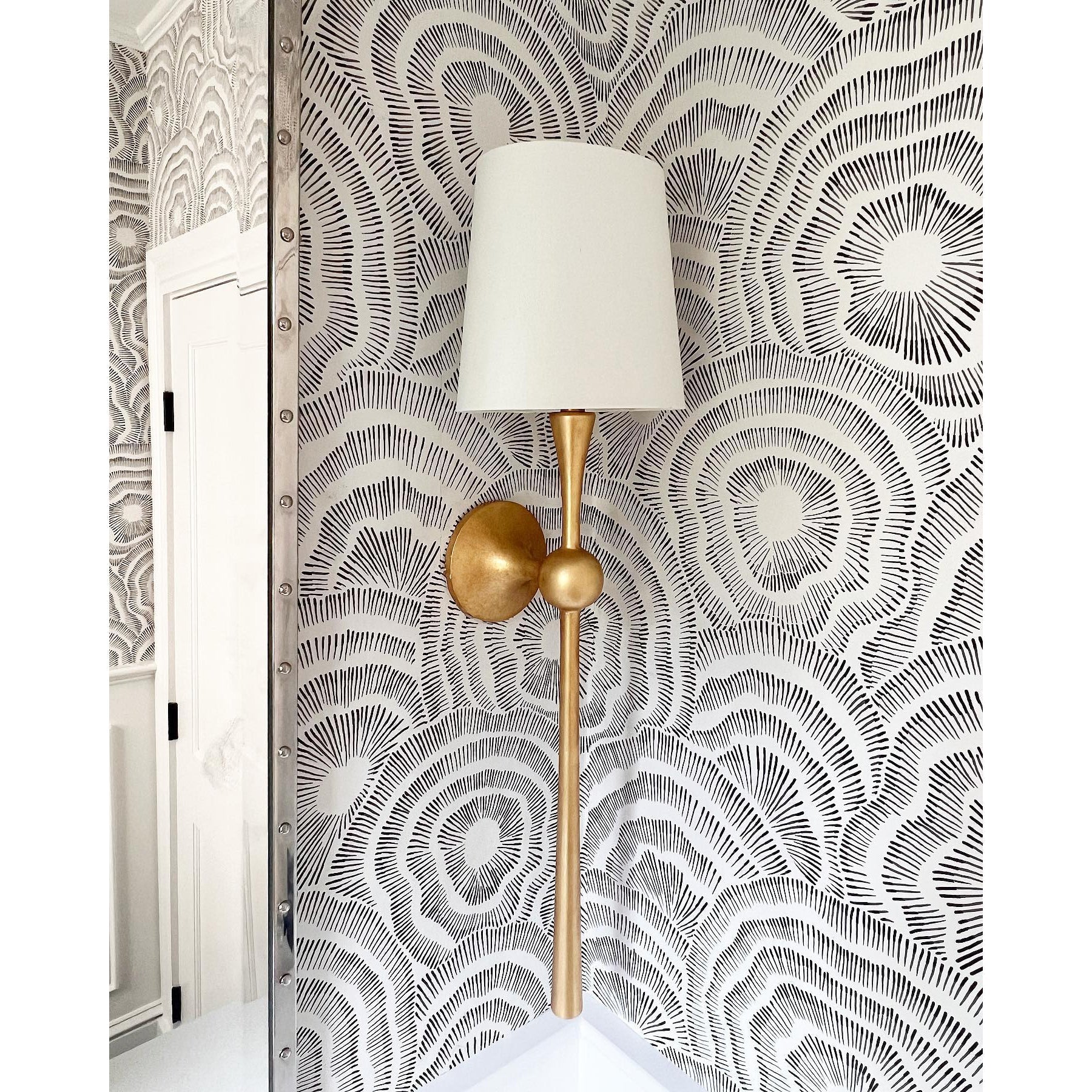 Glow Wall Lamp 7.5