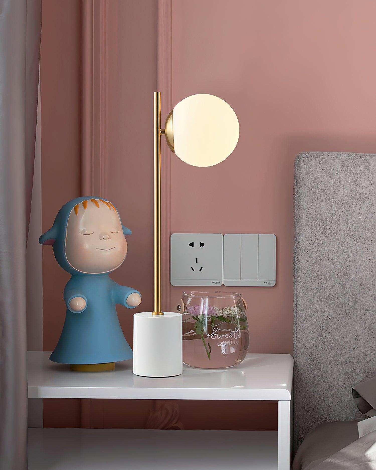 Harper Globe Table Lamp 8.7