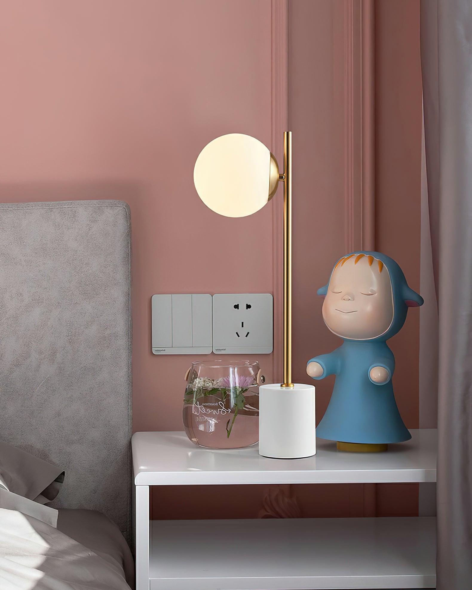 Harper Globe Table Lamp 8.7