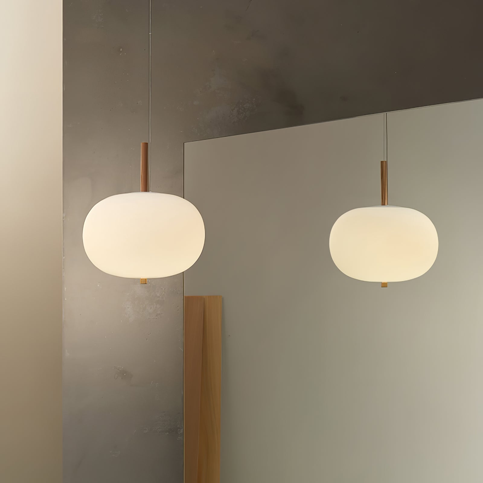 Ilargi Drop Light Pendant Light