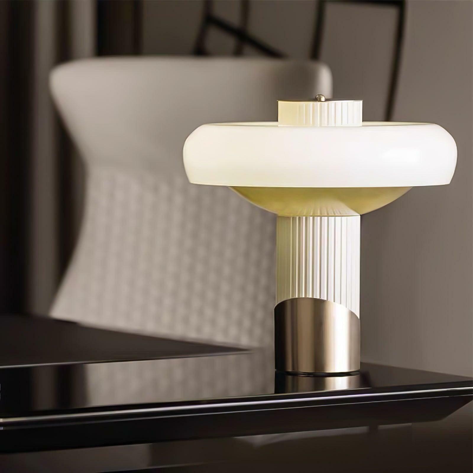 Ilayda Table Lamp 15.7