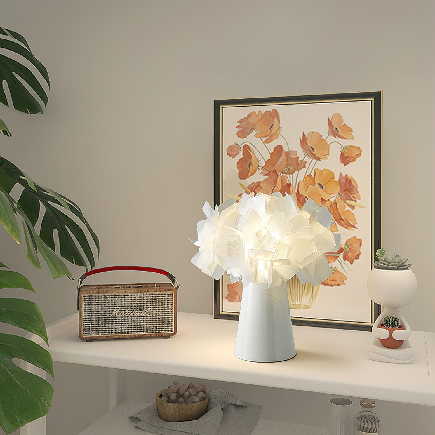 Illis Flower Table Lamp 10.2