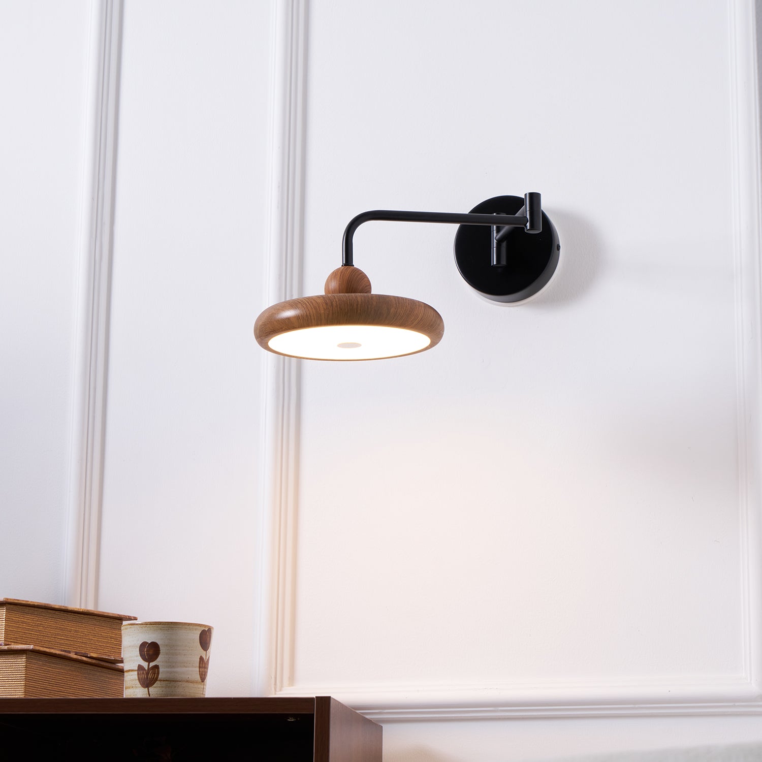 Karlin Wall Light