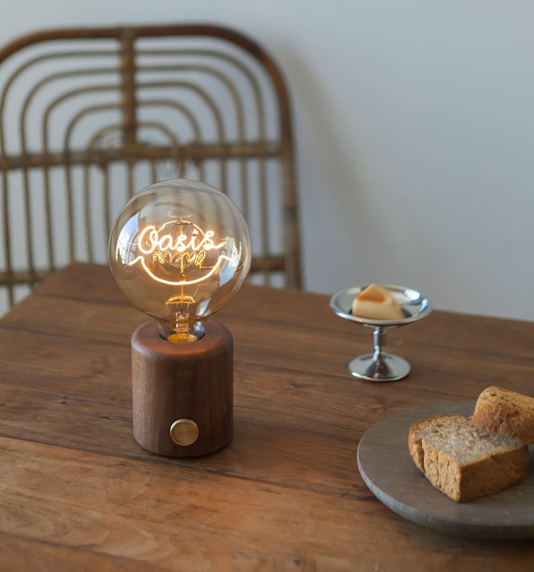 Kuitt Smiley Table Lamp 4.9