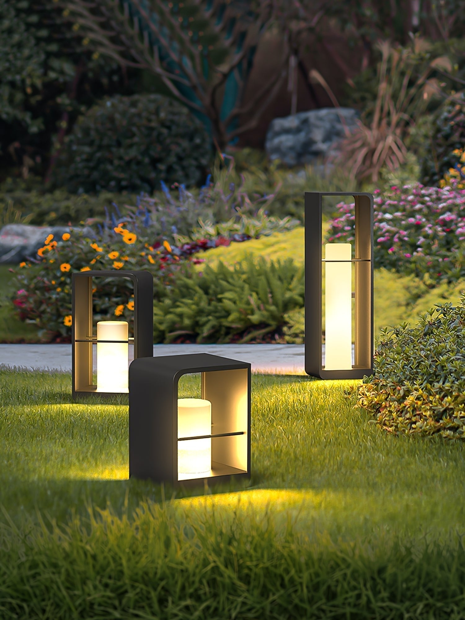 Lantern Garden Solar Outdoor Light Table Lamp