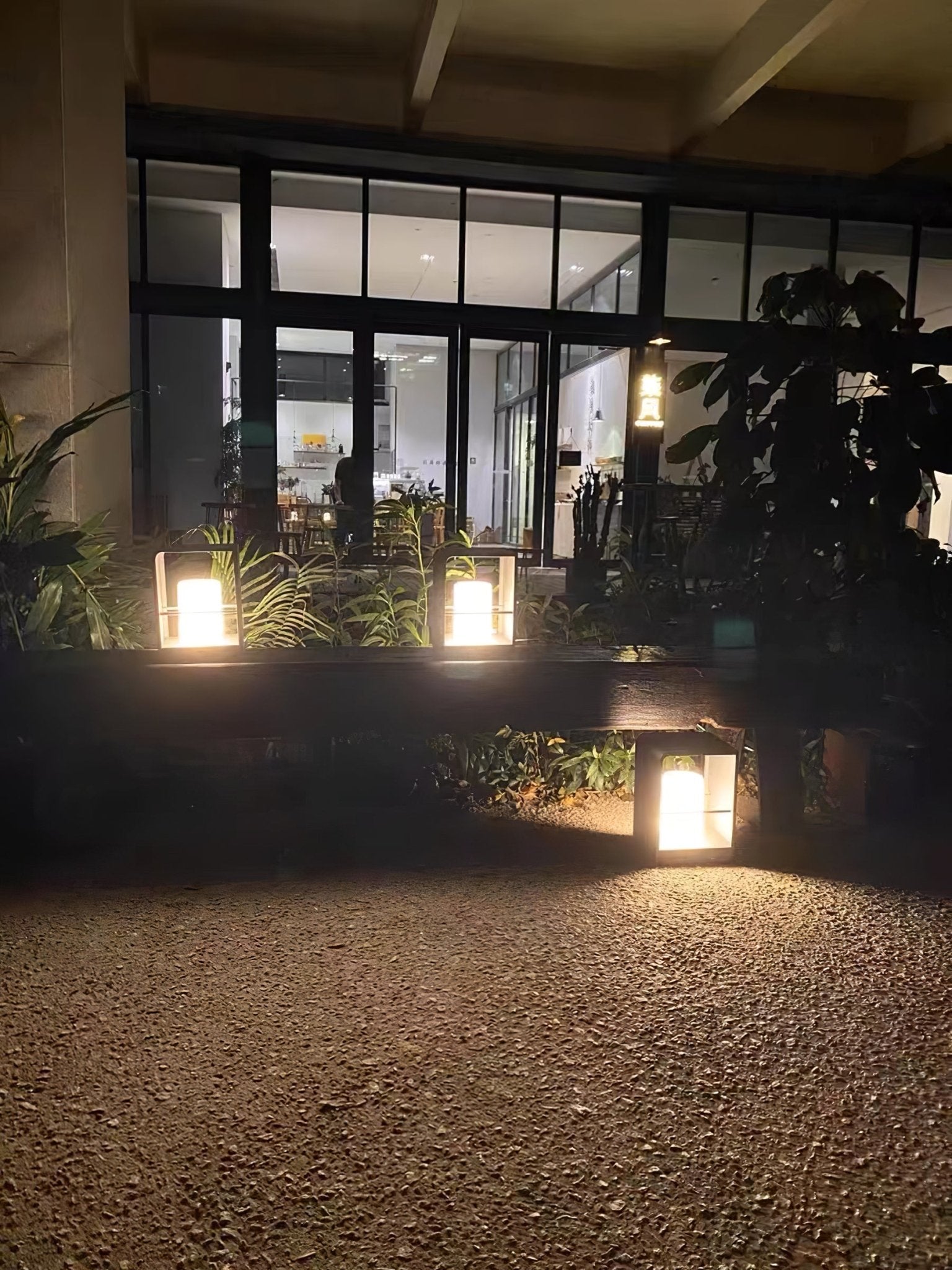 Lantern Garden Solar Outdoor Light Table Lamp