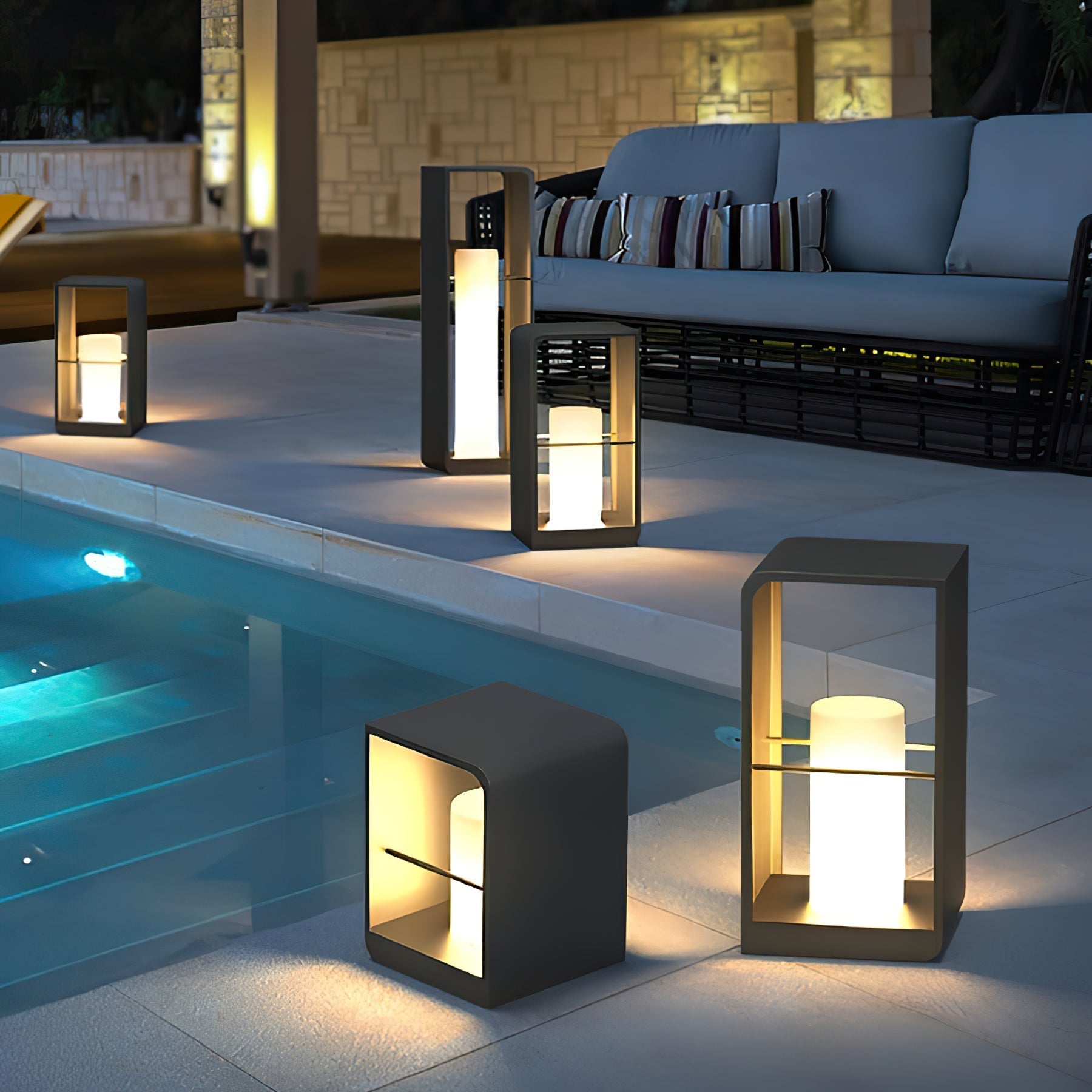 Lantern Garden Solar Outdoor Light Table Lamp