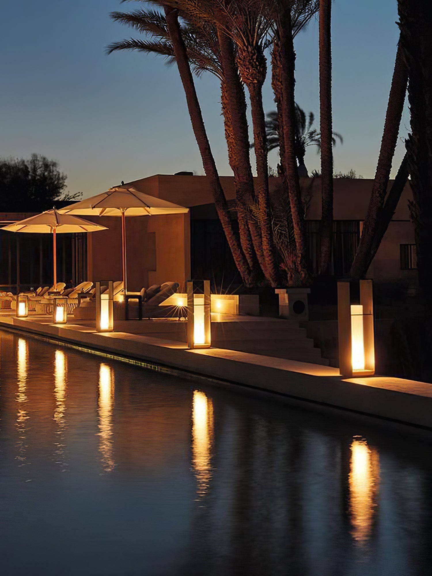 Lantern Garden Solar Outdoor Light Table Lamp